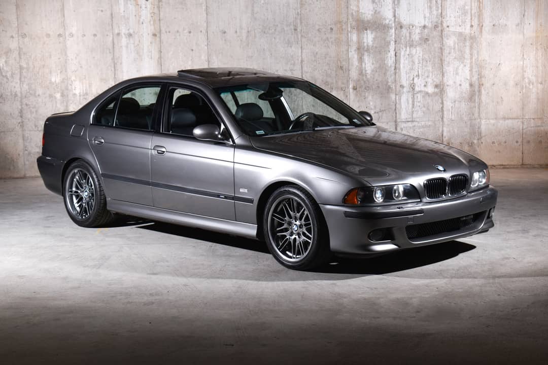 2003 BMW M5 — photo 2