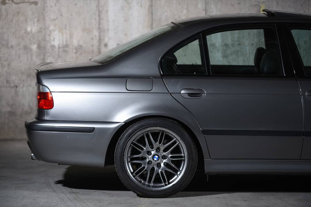 2003 BMW M5 — photo 3