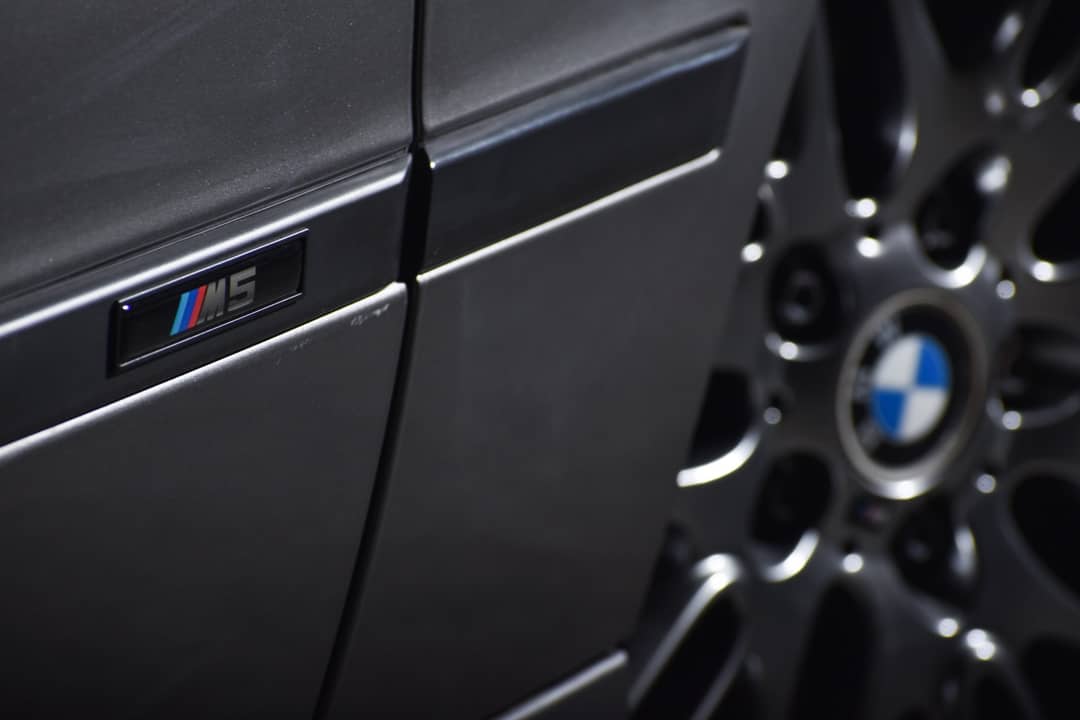 2003 BMW M5 — photo 25