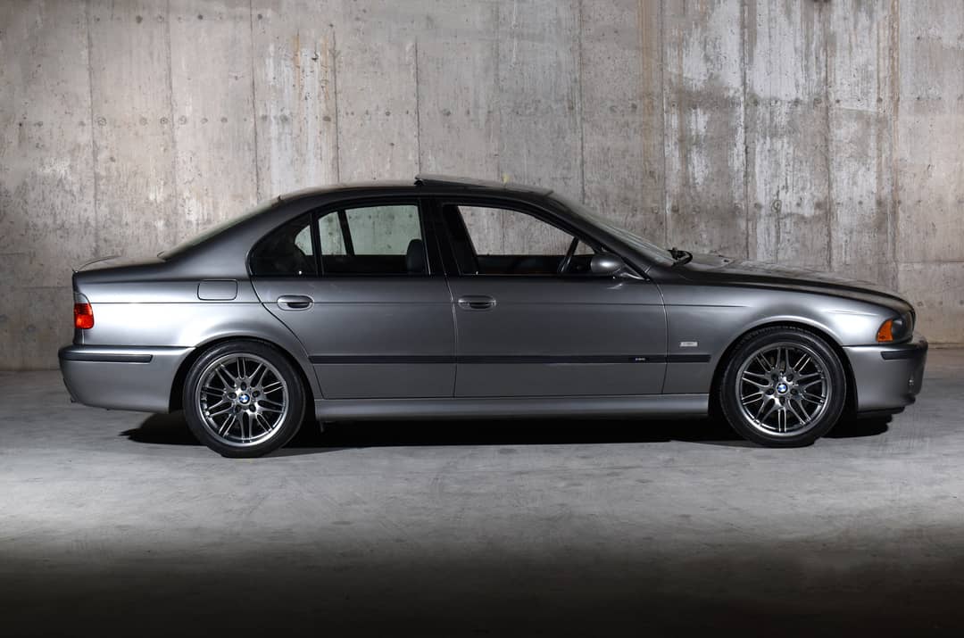 2003 BMW M5 — photo 4
