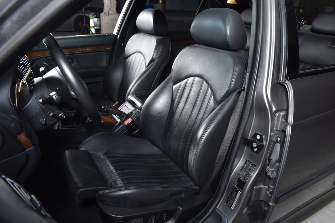 2003 BMW M5 — photo 32