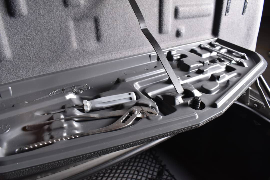 2003 BMW M5 — photo 35