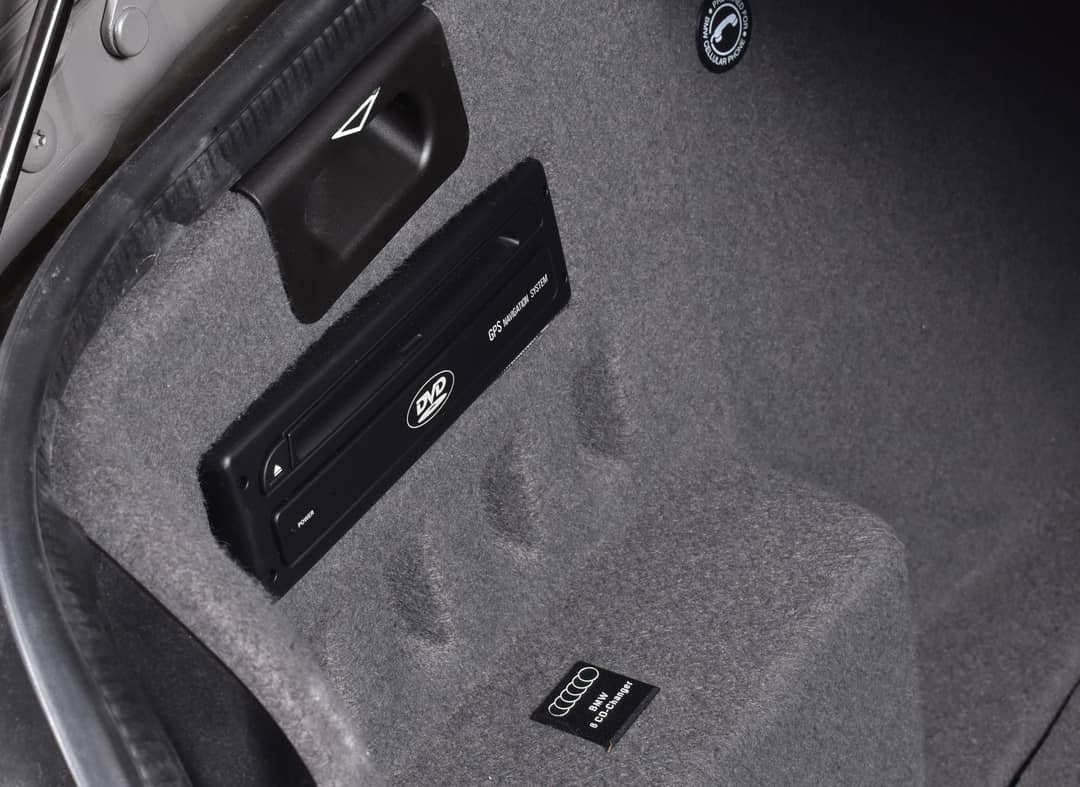2003 BMW M5 — photo 37
