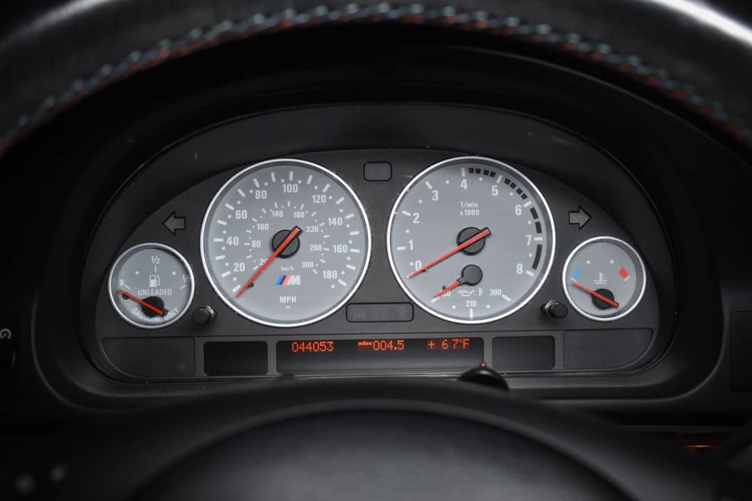 2003 BMW M5 — photo 39