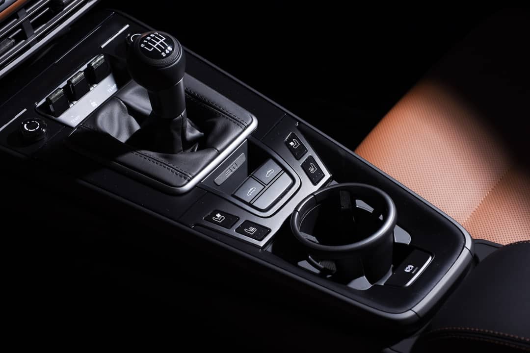 2024 Porsche 911 Targa 4 GTS — photo 16