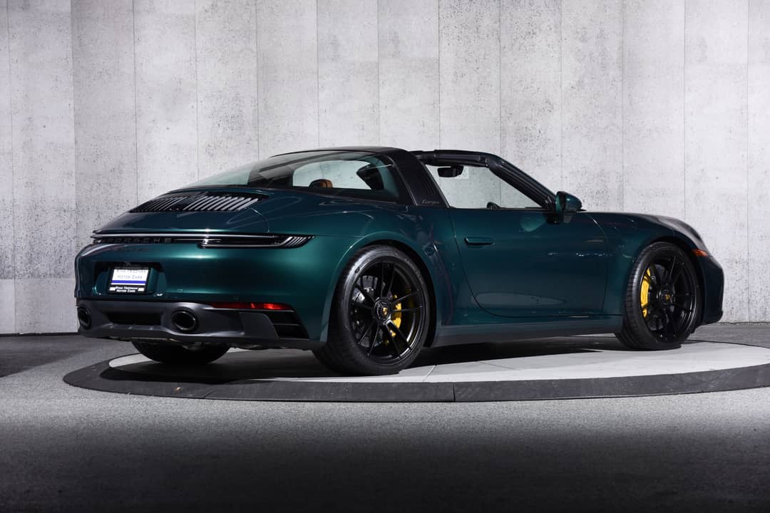 2024 Porsche 911 Targa 4 GTS — photo 3