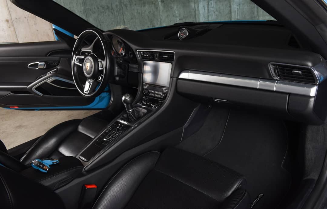 2017 Porsche 911 Targa 4S — photo 21