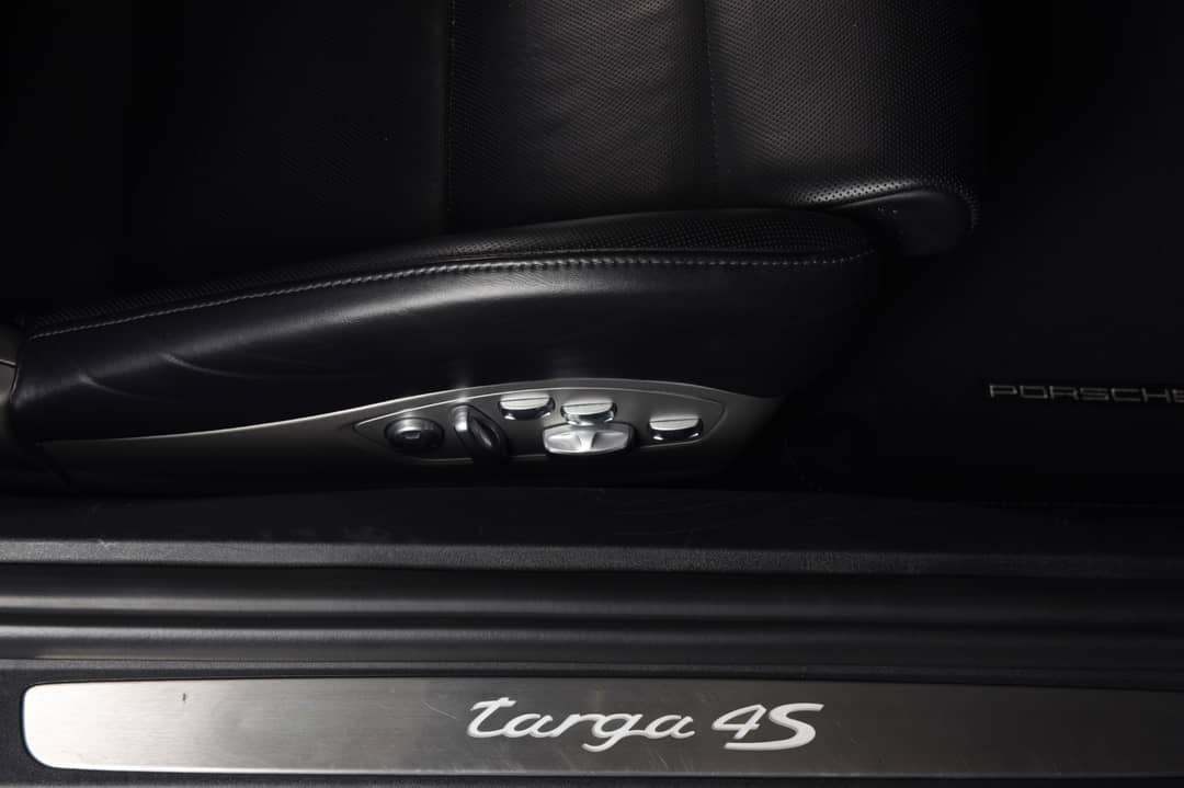 2017 Porsche 911 Targa 4S — photo 33