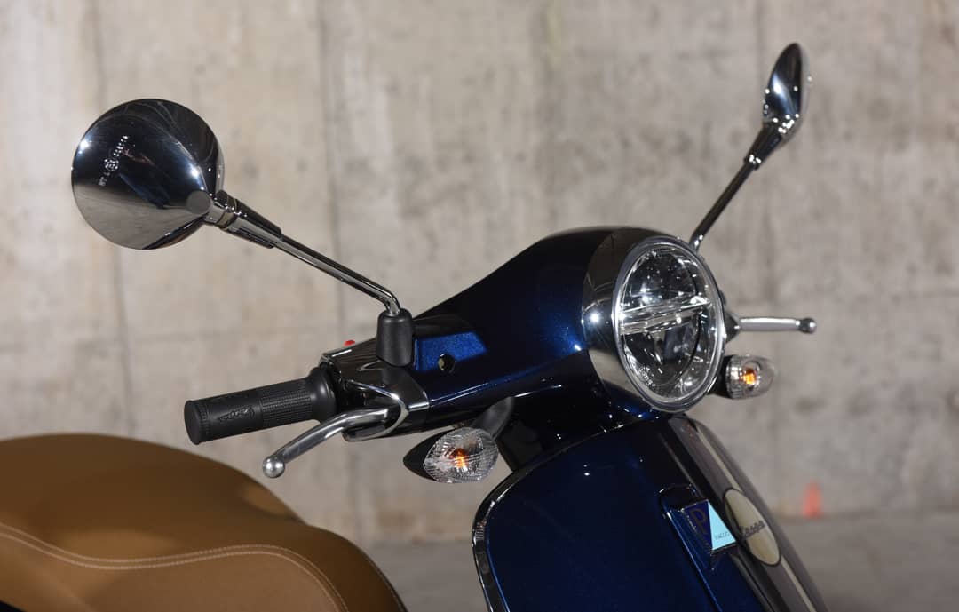 2023 Vespa Primavera 50 — photo 16
