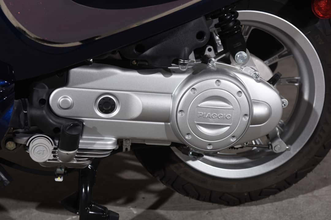 2023 Vespa Primavera 50 — photo 18