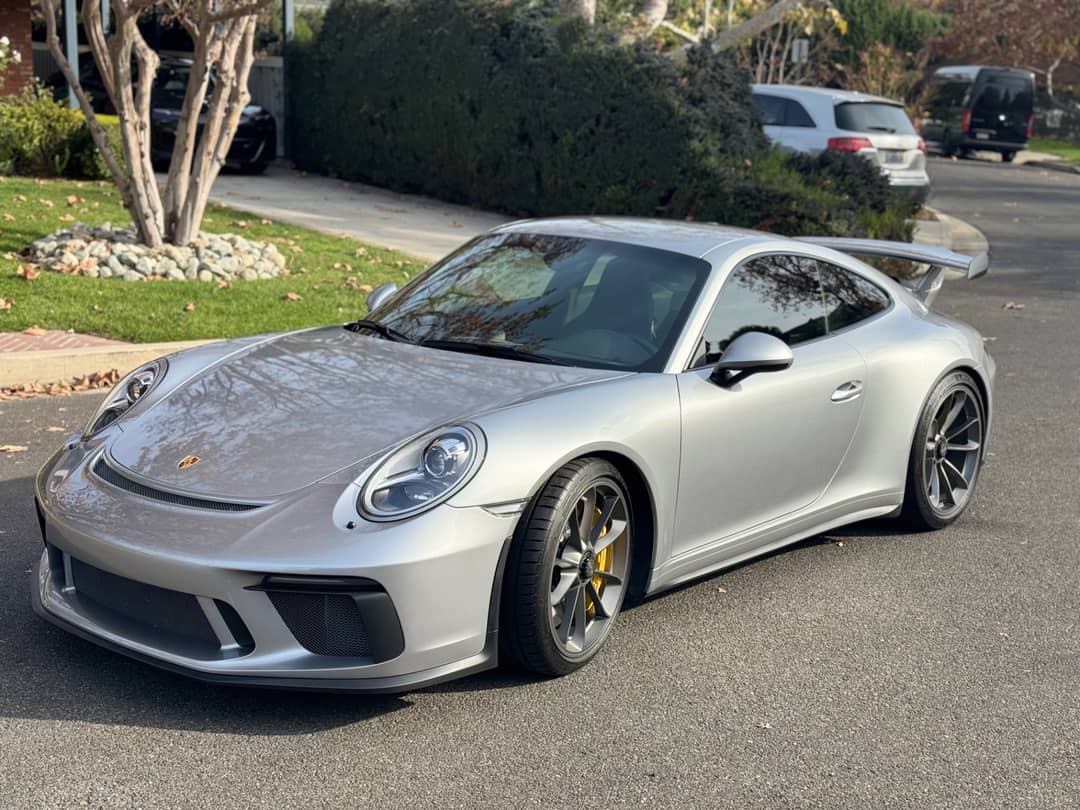 2018 Porsche 911 GT3 — photo 3