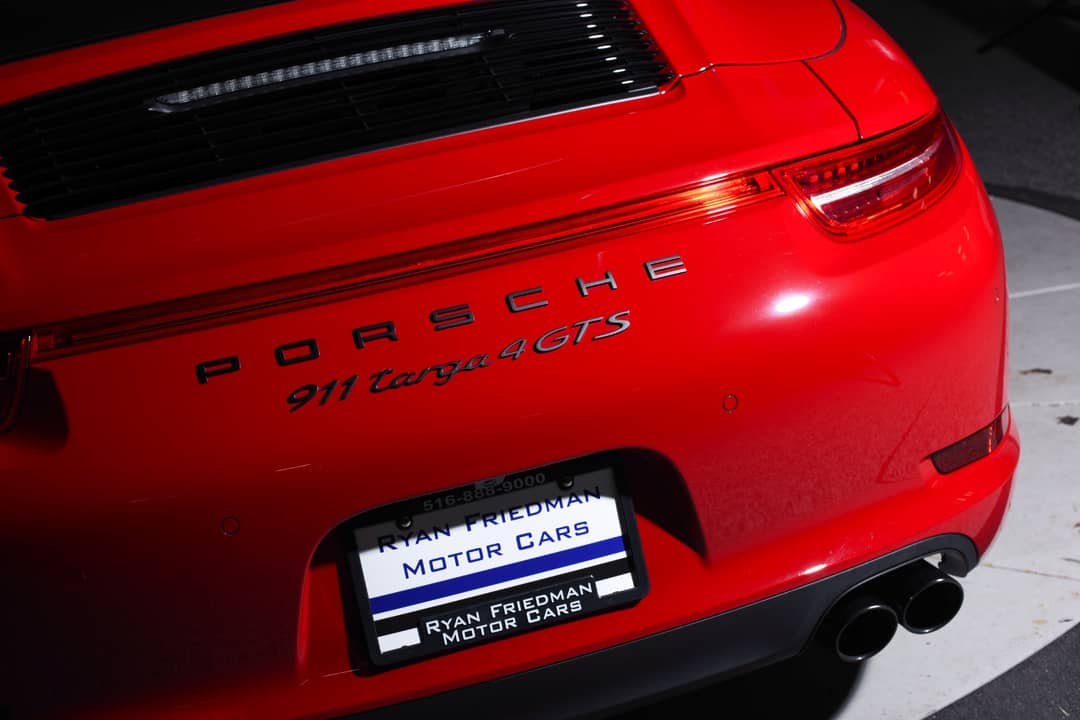 2016 Porsche 911 Targa 4 GTS — photo 17