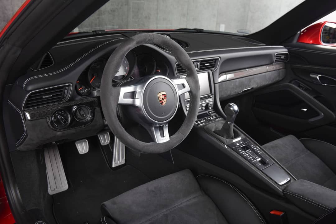 2016 Porsche 911 Targa 4 GTS — photo 5