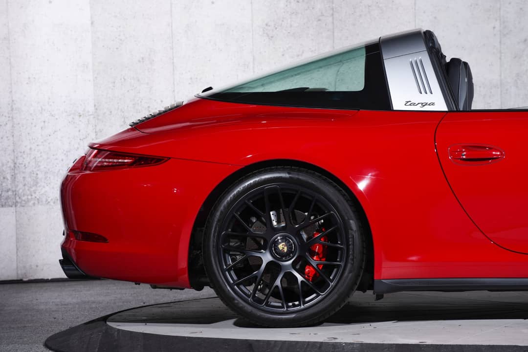 2016 Porsche 911 Targa 4 GTS — photo 40