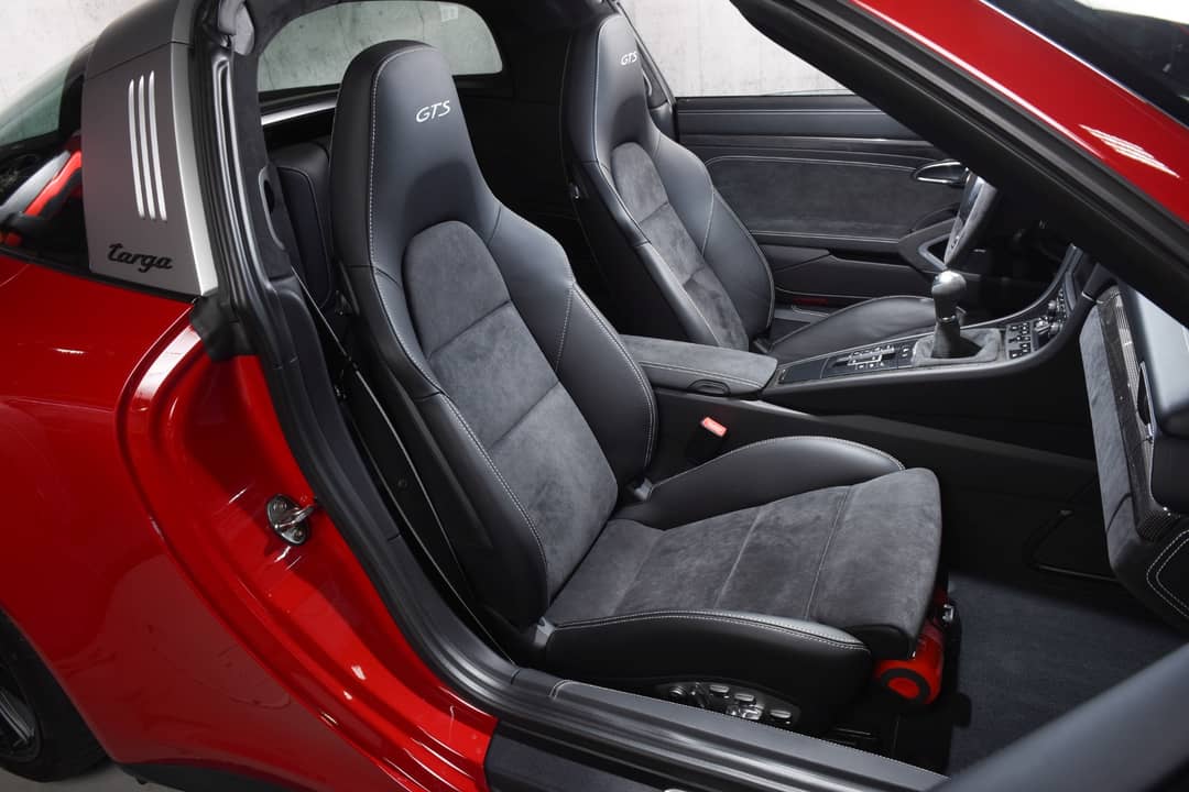 2016 Porsche 911 Targa 4 GTS — photo 7