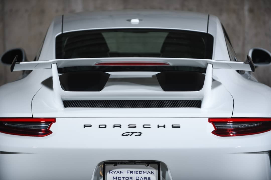 2018 Porsche 911 GT3 — photo 20
