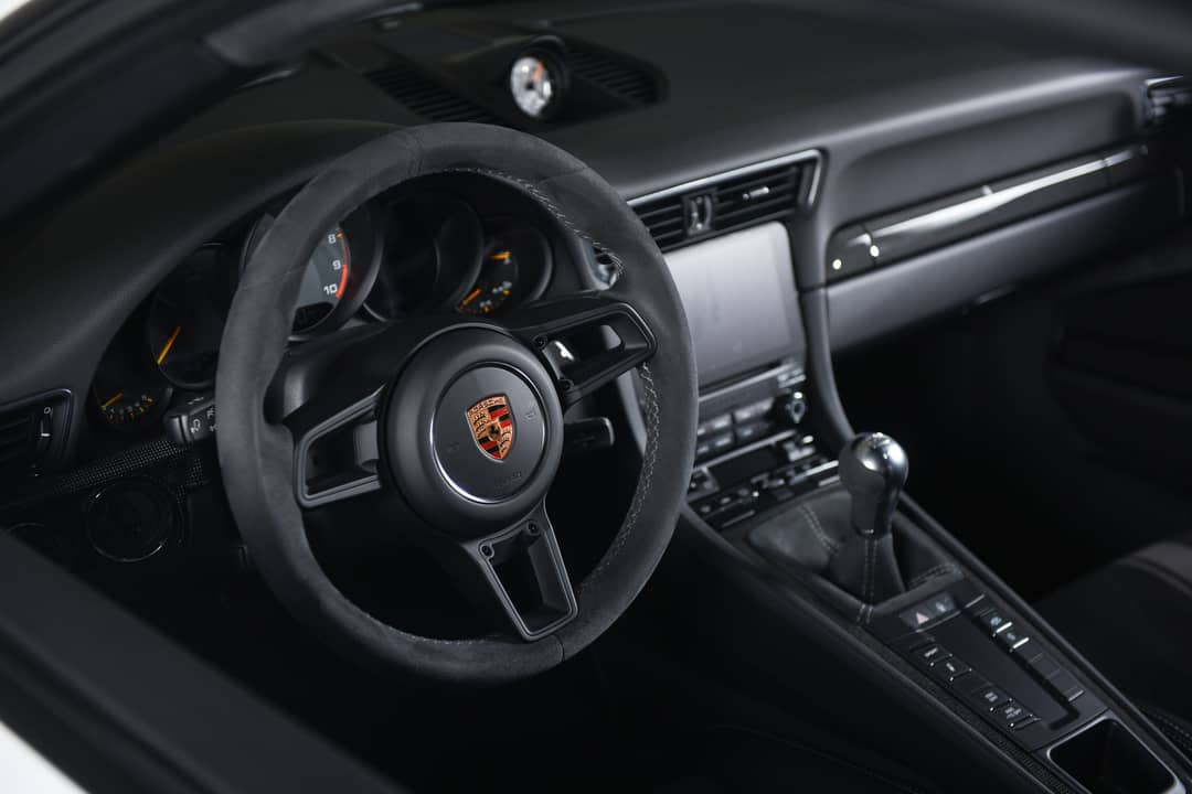 2018 Porsche 911 GT3 — photo 26
