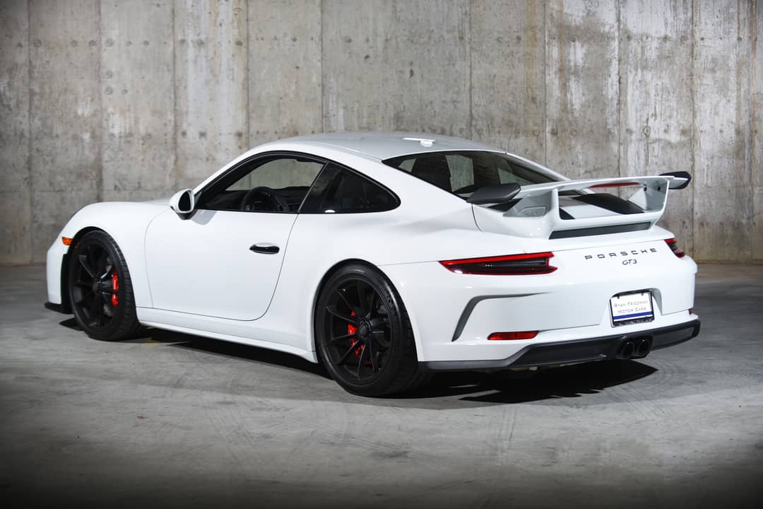 2018 Porsche 911 GT3 — photo 47
