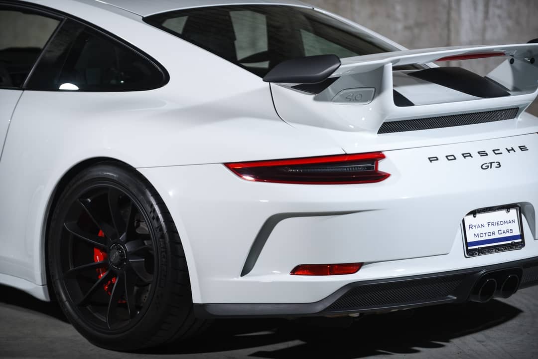 2018 Porsche 911 GT3 — photo 48