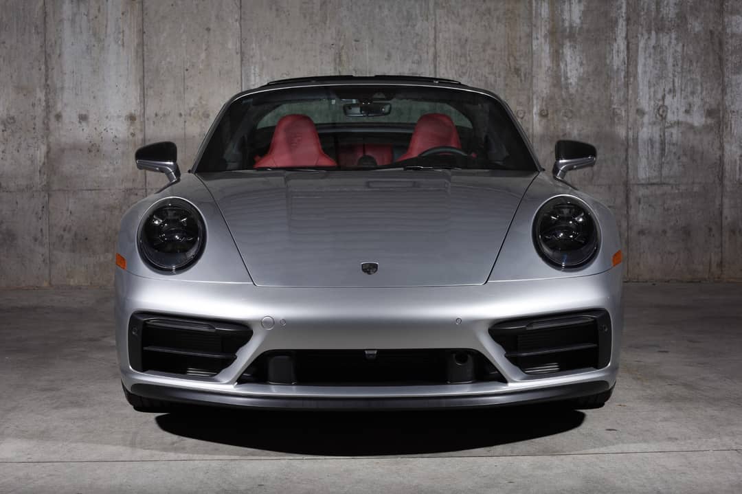 2024 Porsche 911 Targa 4 GTS — photo 11
