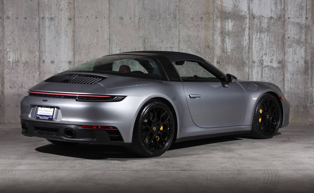 2024 Porsche 911 Targa 4 GTS — photo 3
