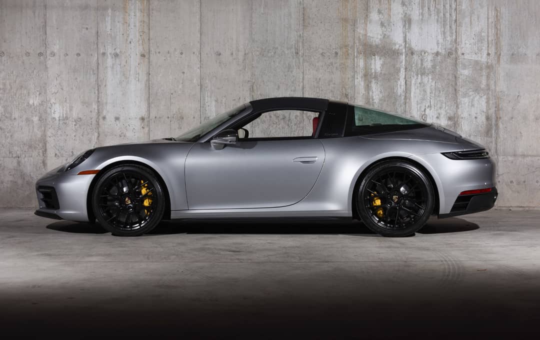 2024 Porsche 911 Targa 4 GTS — photo 35