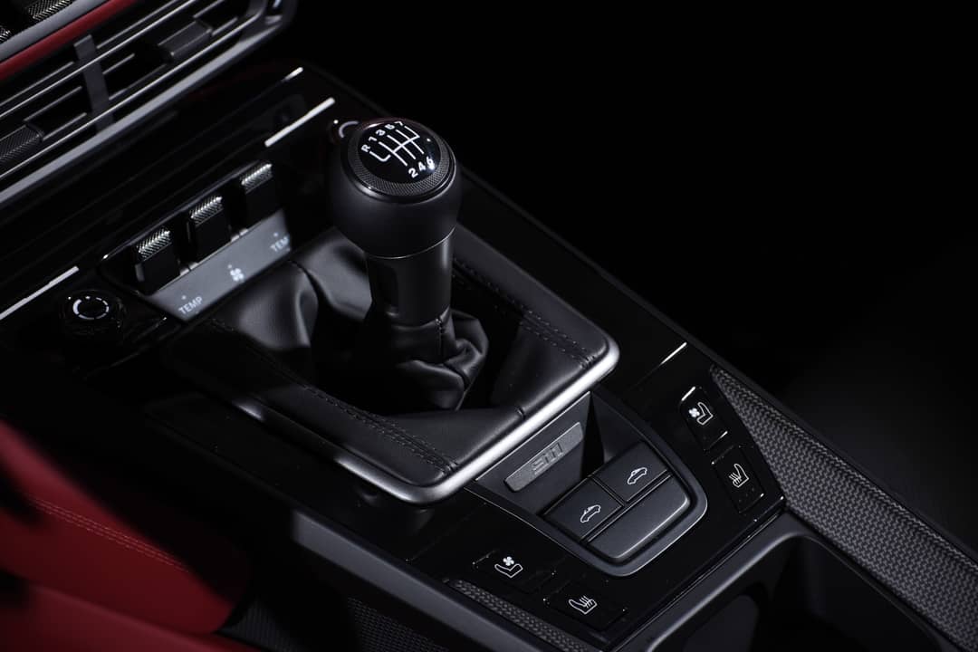 2024 Porsche 911 Targa 4 GTS — photo 6