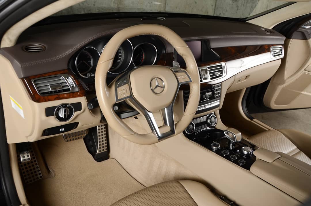 2012 Mercedes-Benz CLS 63 AMG — photo 10