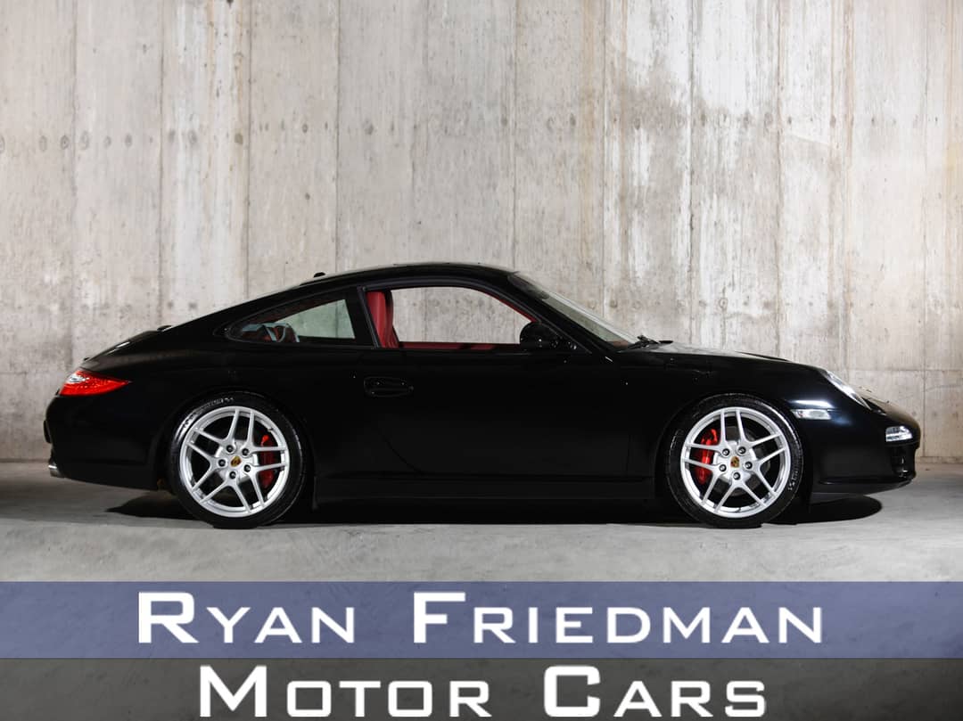 2011 Porsche 911 Carrera S — photo 1