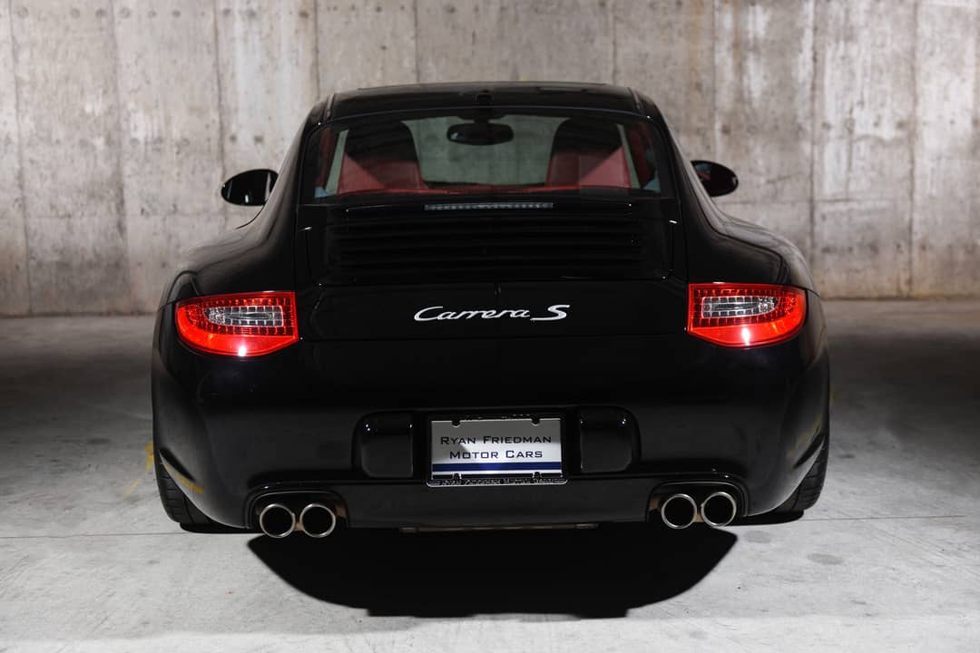 2011 Porsche 911 Carrera S — photo 18