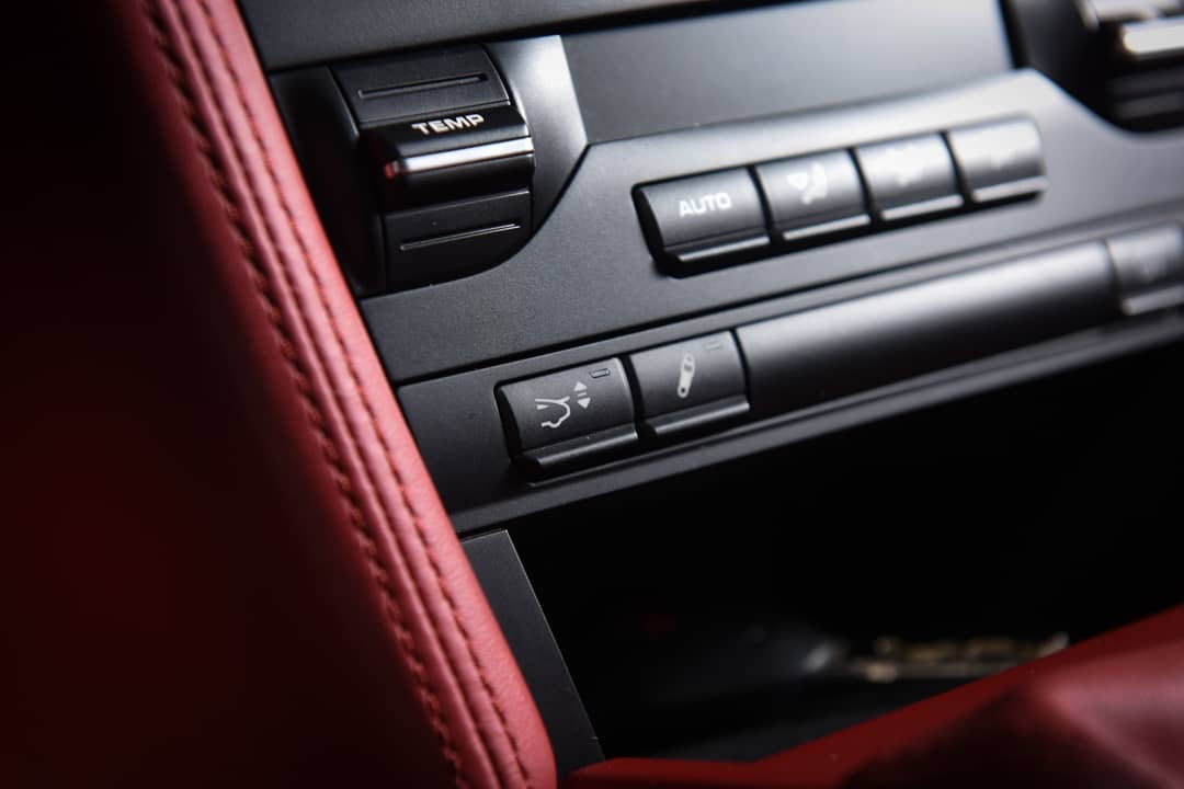 2011 Porsche 911 Carrera S — photo 30