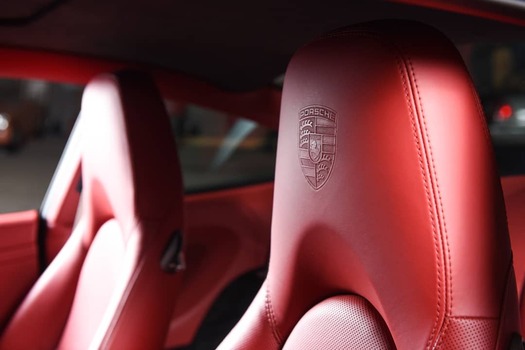 2011 Porsche 911 Carrera S — photo 36