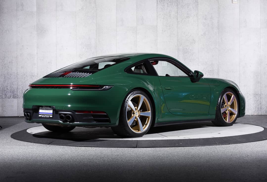2021 Porsche 911 Carrera S — photo 9