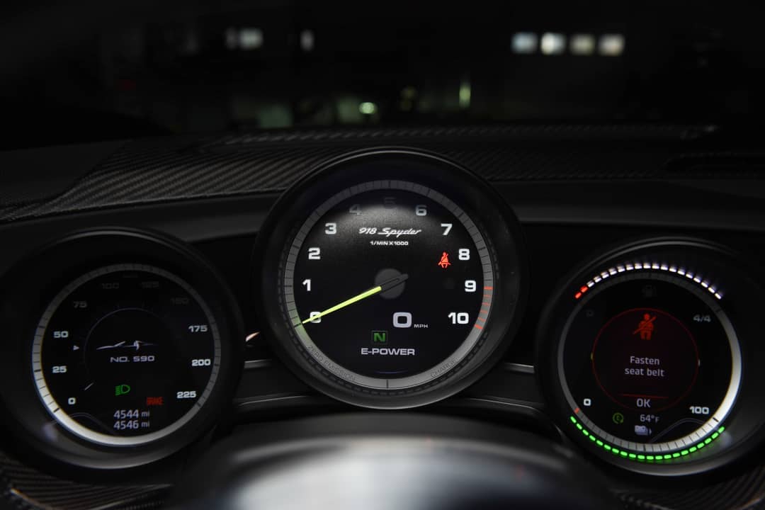 2015 Porsche 918 Spyder — photo 27