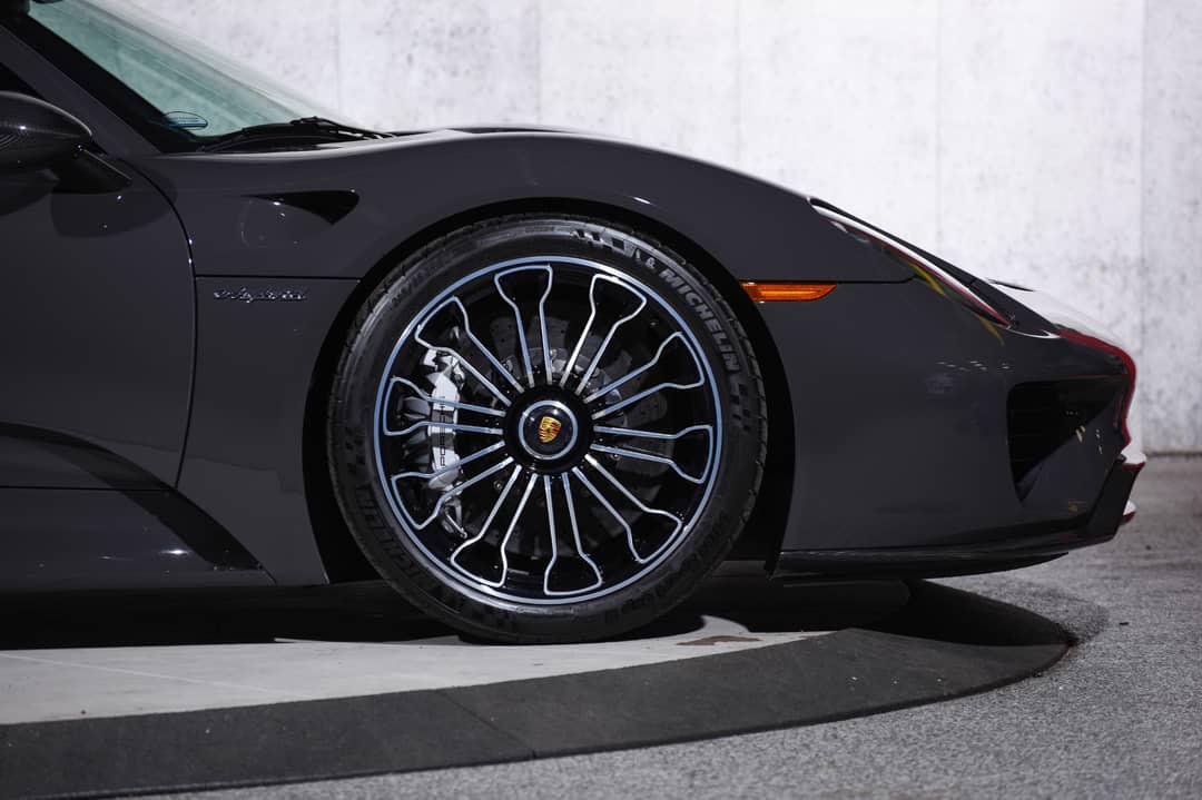2015 Porsche 918 Spyder — photo 38