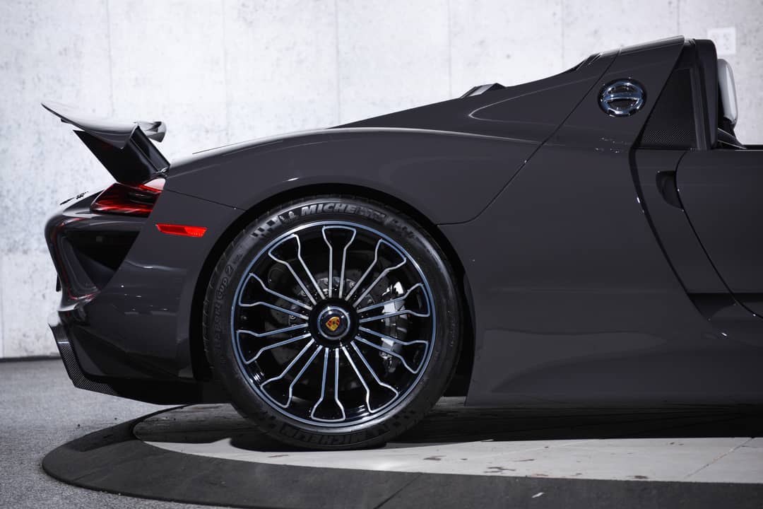 2015 Porsche 918 Spyder — photo 40