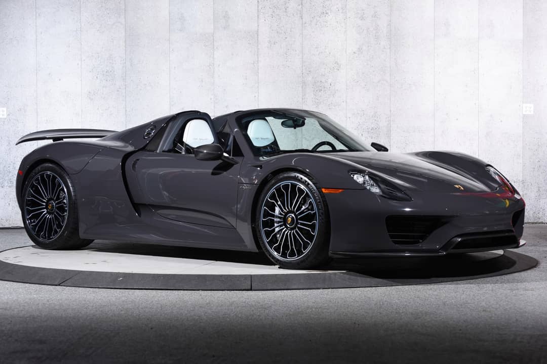 2015 Porsche 918 Spyder — photo 8