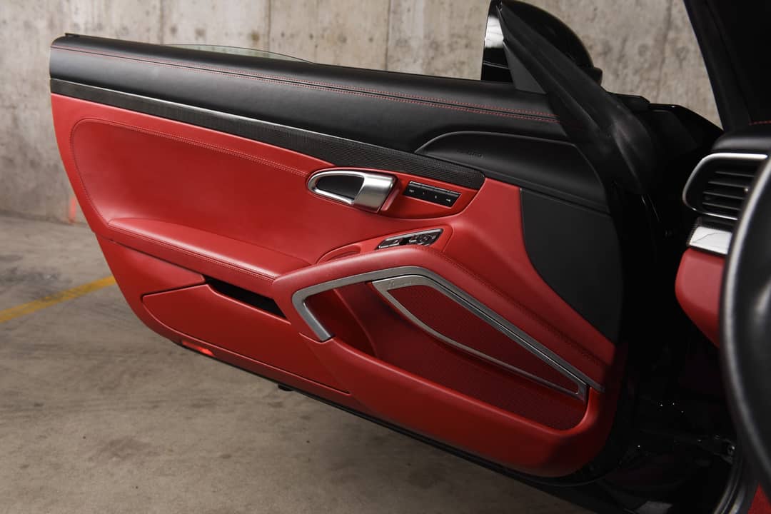 2015 Porsche 911 Targa 4S — photo 30
