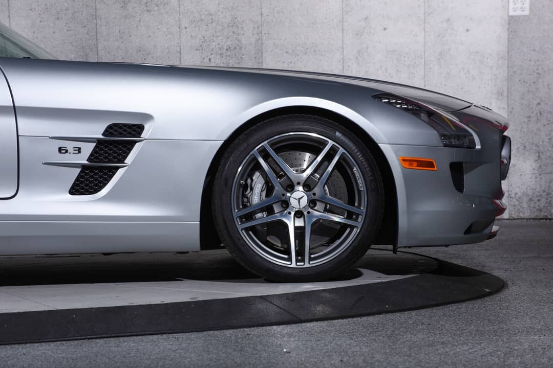 2011 Mercedes-Benz SLS AMG — photo 25
