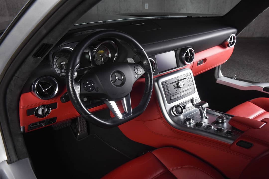 2011 Mercedes-Benz SLS AMG — photo 5