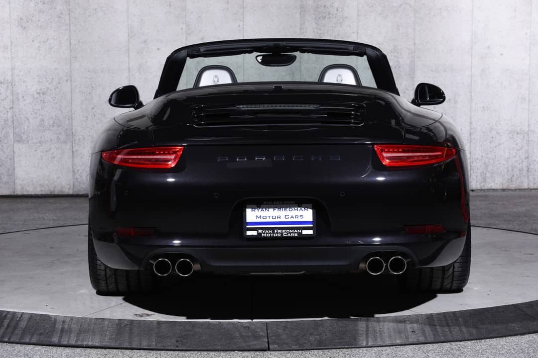 2014 Porsche 911 Carrera S — photo 35