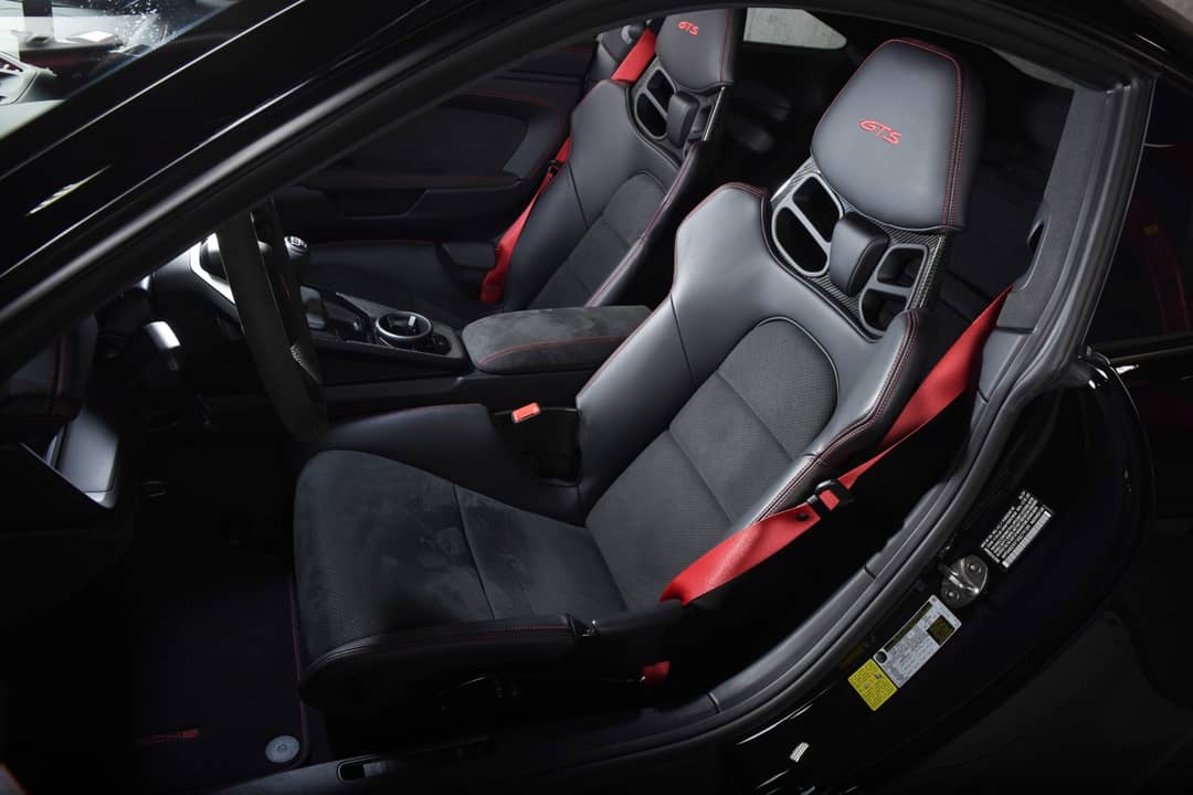 2024 Porsche 911 Carrera GTS — photo 3