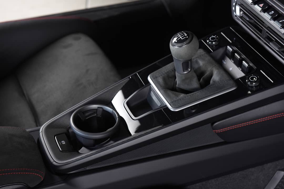 2024 Porsche 911 Carrera GTS — photo 22
