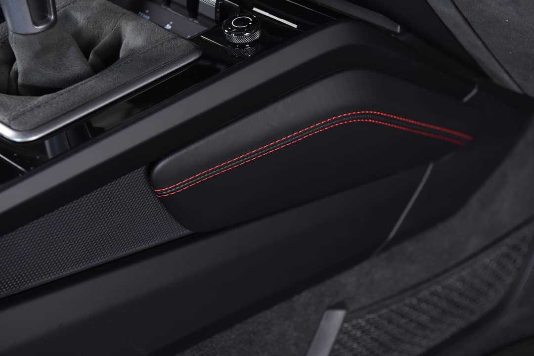 2024 Porsche 911 Carrera GTS — photo 25