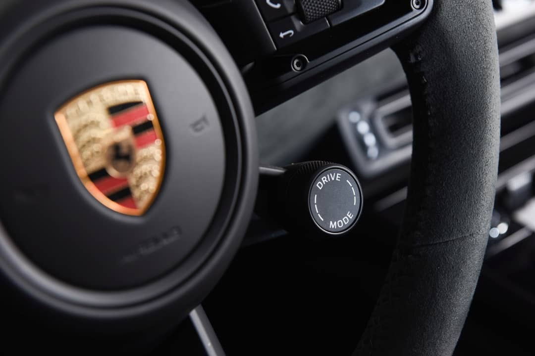 2024 Porsche 911 Carrera GTS — photo 30