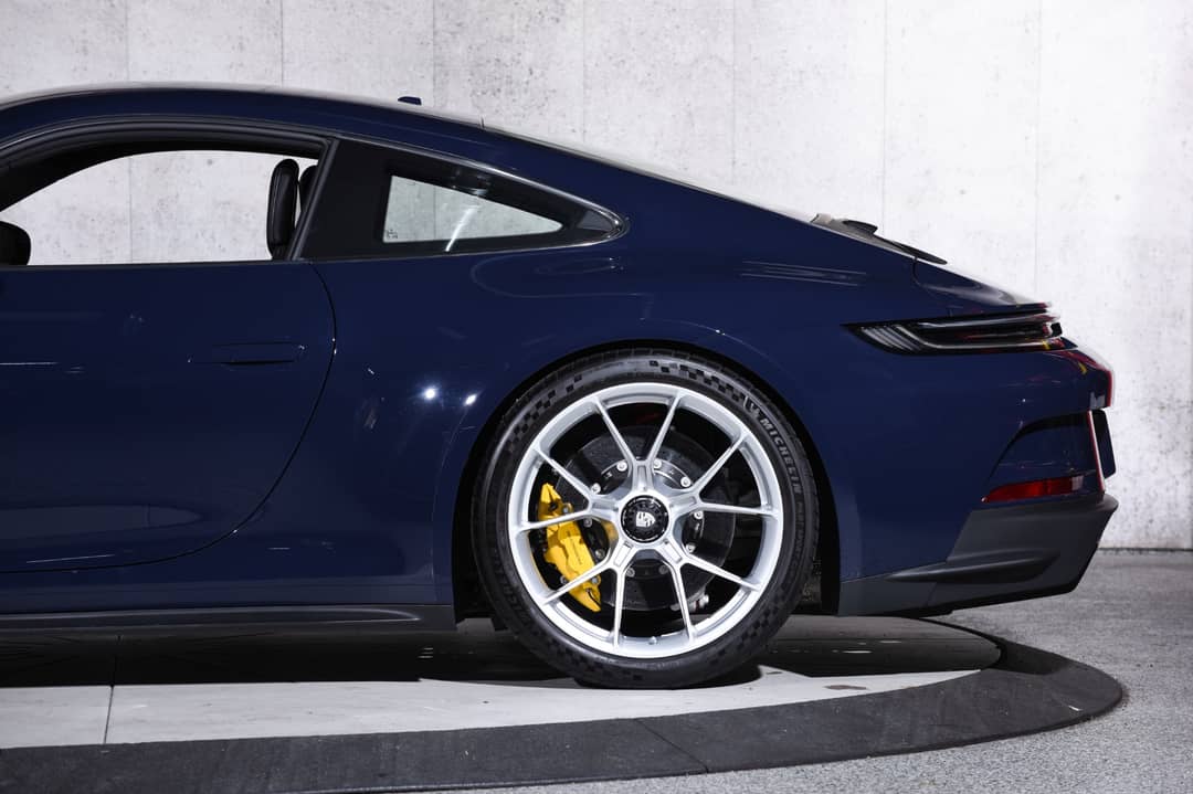 2022 Porsche 911 GT3 Touring — photo 14