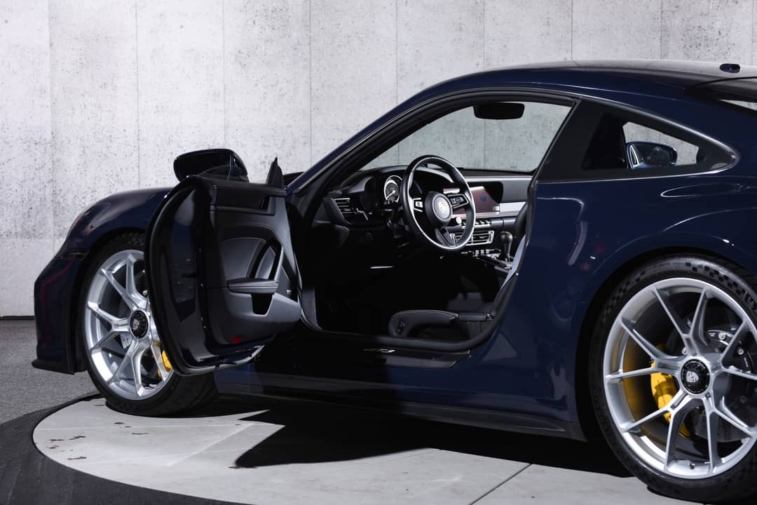 2022 Porsche 911 GT3 Touring — photo 15