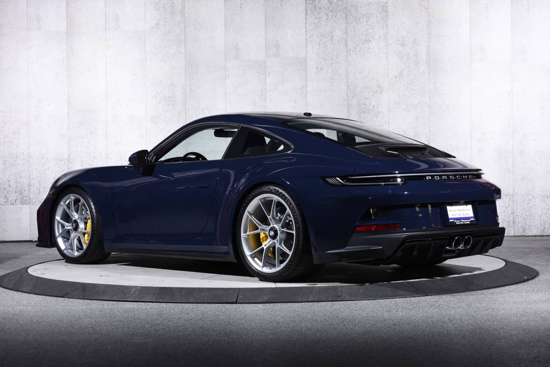 2022 Porsche 911 GT3 Touring — photo 9