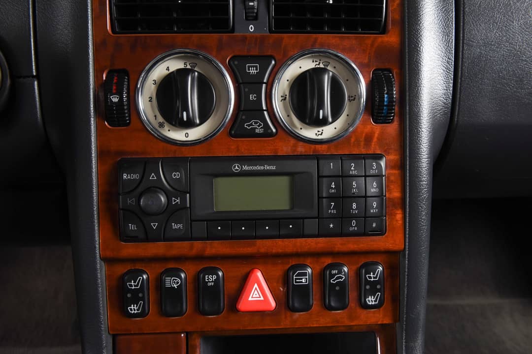 2001 Mercedes-Benz SLK 320 — photo 21