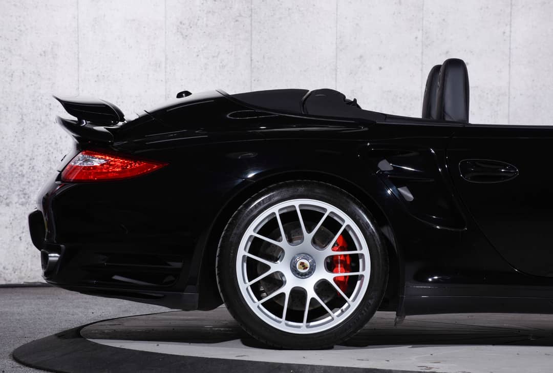 2010 Porsche 911 Turbo — photo 12